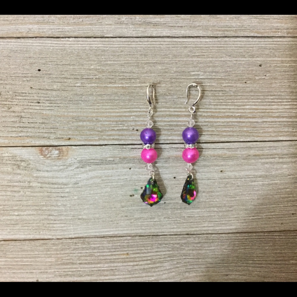 Hot pink/purple freshwater pearl earrings